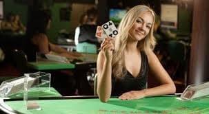 bantuan888 Blackjack dengan Pilihan Belah Ganda